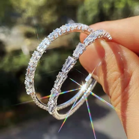 HOT SELLING! 925 Silver & Gold Options White Sapphire Hoop Earrings - Picture 8 of 11